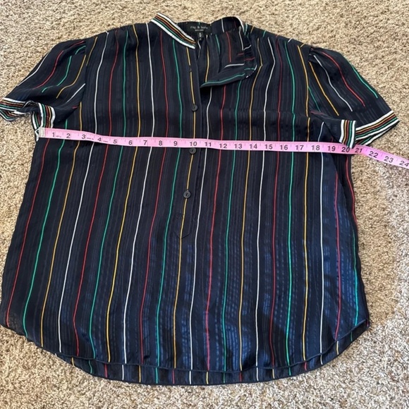 Rag & Bone Top Austin Black/Rainbow Striped 100% Silk Blouse
Size Medium - Picture 12 of 12
